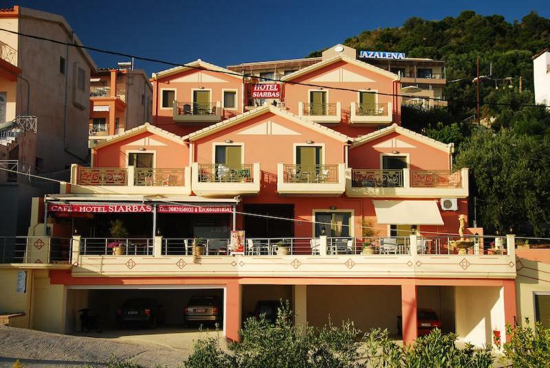 Siarbas Hotel Paralia Vrachou Eksteriør bilde