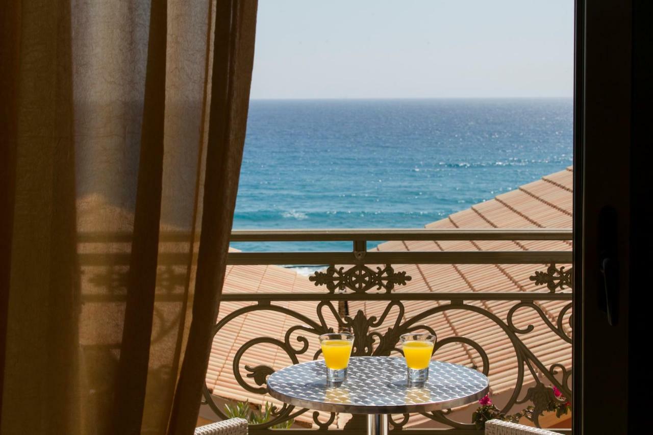Siarbas Hotel Paralia Vrachou Eksteriør bilde